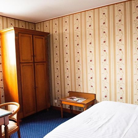 Hotel Jolly Roger Dunkirk Exteriér fotografie